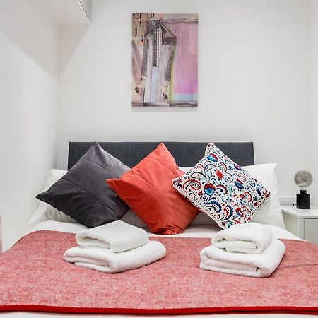 Skyline Serviced Apartments - Vauxhall ลอนดอน ภายนอก รูปภาพ