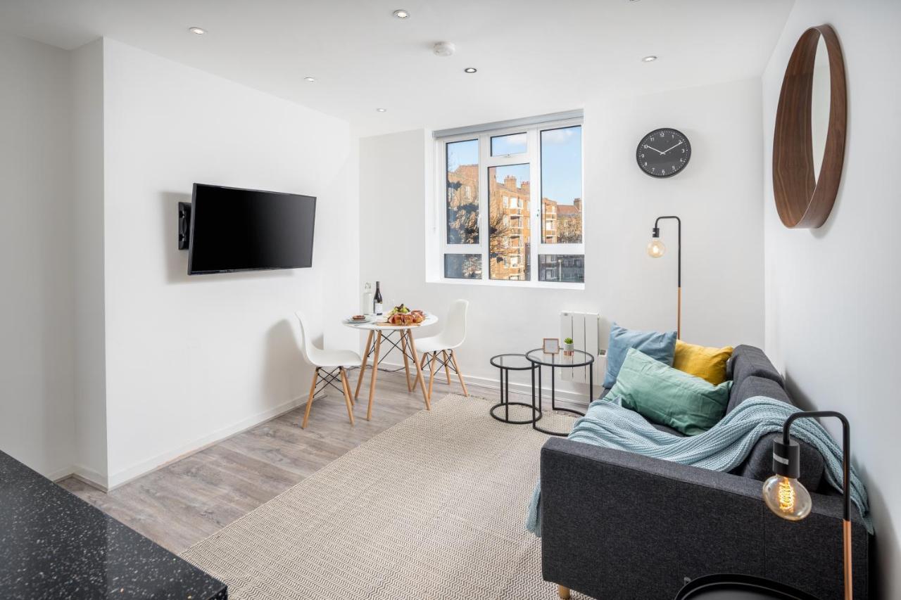 Skyline Serviced Apartments - Vauxhall ลอนดอน ภายนอก รูปภาพ