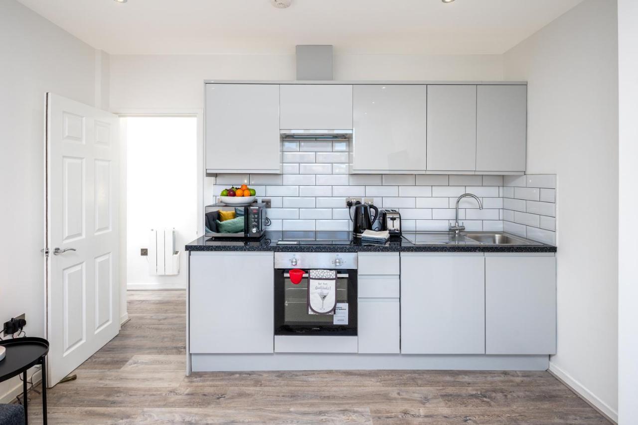 Skyline Serviced Apartments - Vauxhall ลอนดอน ภายนอก รูปภาพ