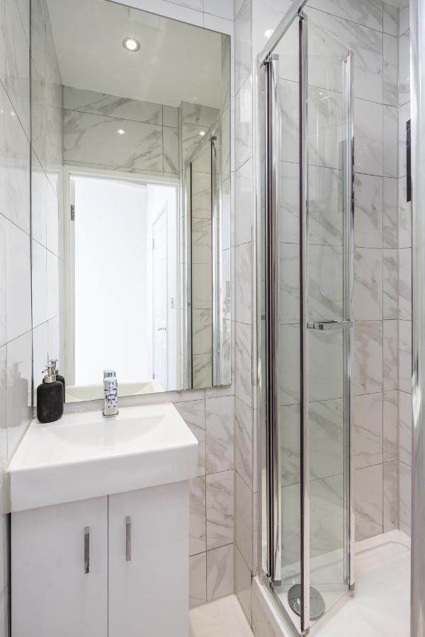 Skyline Serviced Apartments - Vauxhall ลอนดอน ภายนอก รูปภาพ