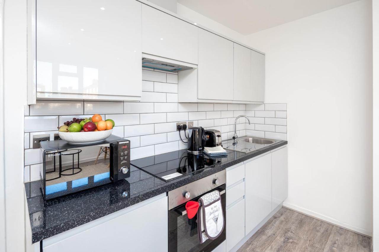Skyline Serviced Apartments - Vauxhall ลอนดอน ภายนอก รูปภาพ